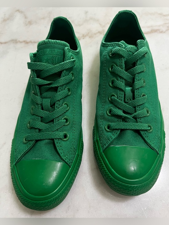 Converse Shoes - Converse Chuck Taylor Madison Sneakers Unisex Size Men 6.5 Women  8.5 Green EUC